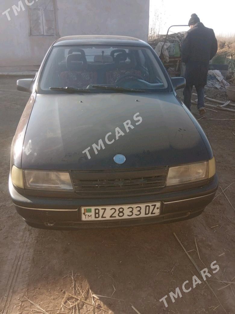 Opel Astra 1992 - 35 000 TMT - Gubadag - img 7