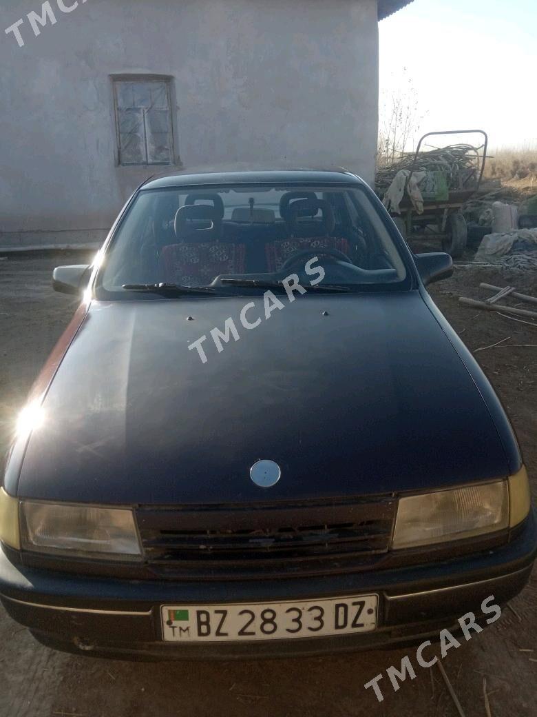 Opel Astra 1992 - 35 000 TMT - Gubadag - img 6