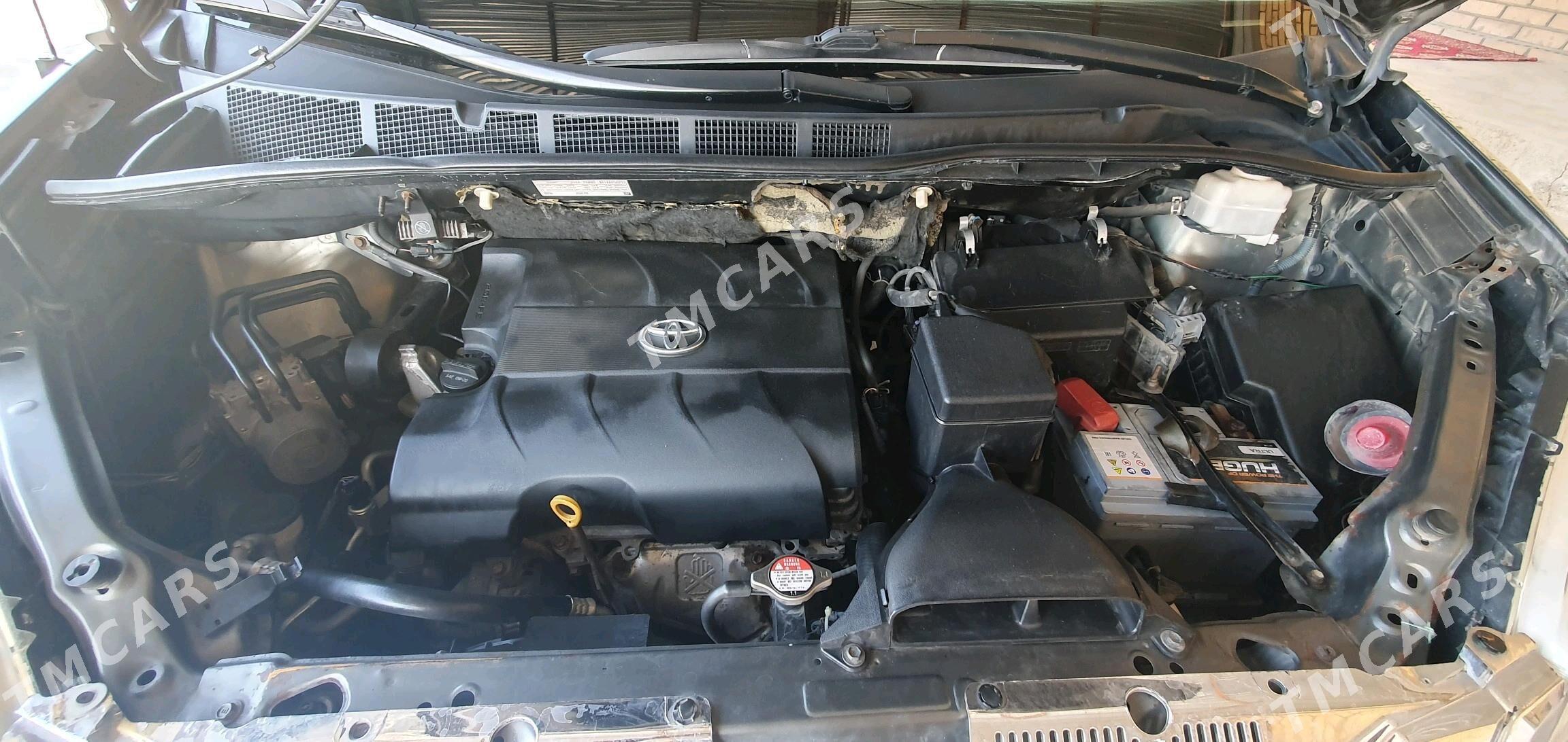 Toyota Sienna 2011 - 240 000 TMT - Mary - img 9