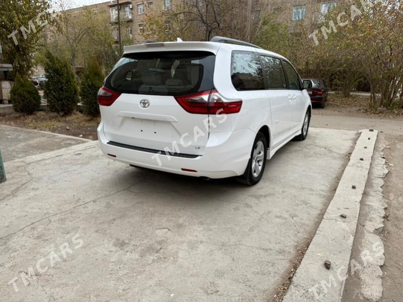 Toyota Sienna 2020 - 410 000 TMT - Daşoguz - img 5