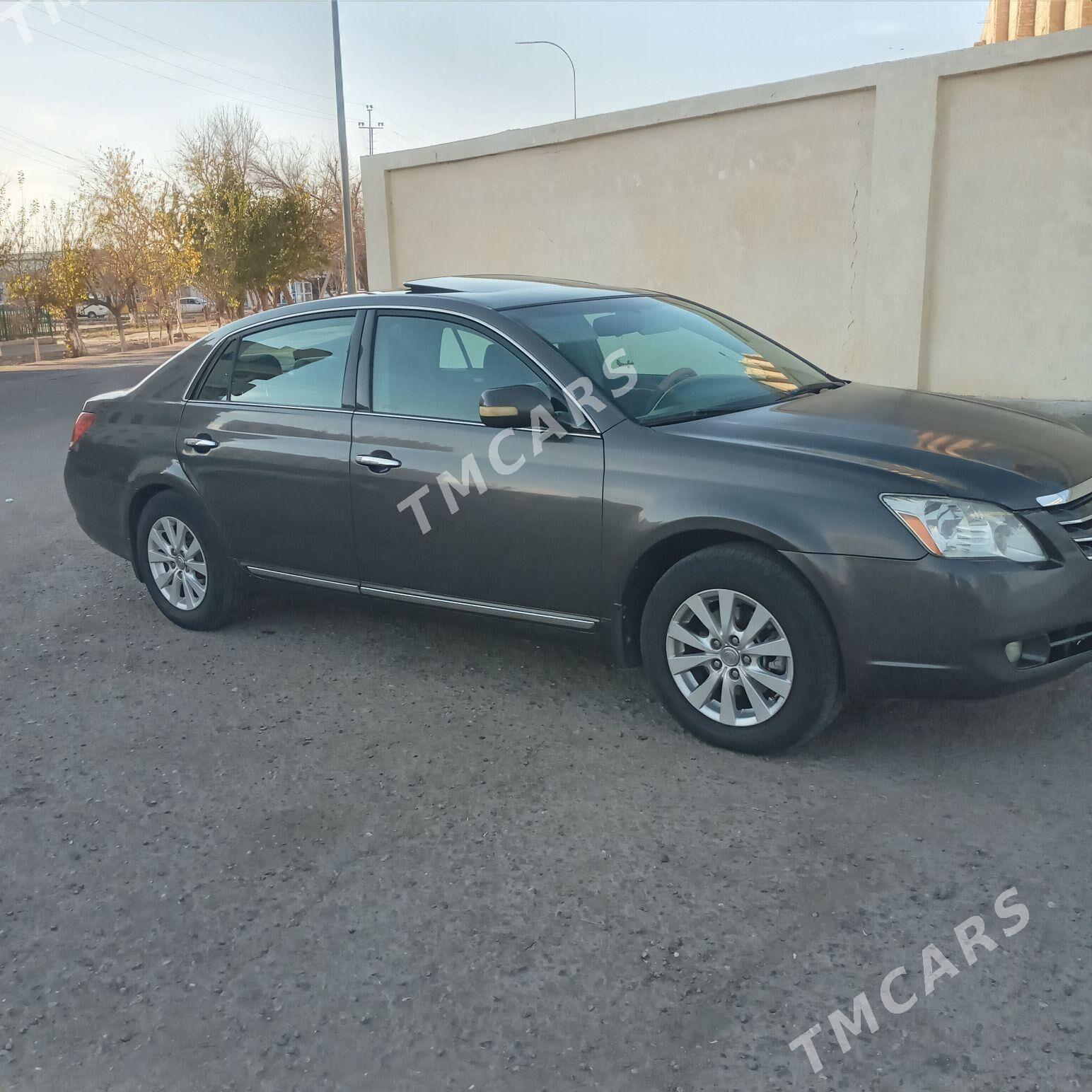 Toyota Avalon 2006 - 155 000 TMT - Дашогуз - img 2