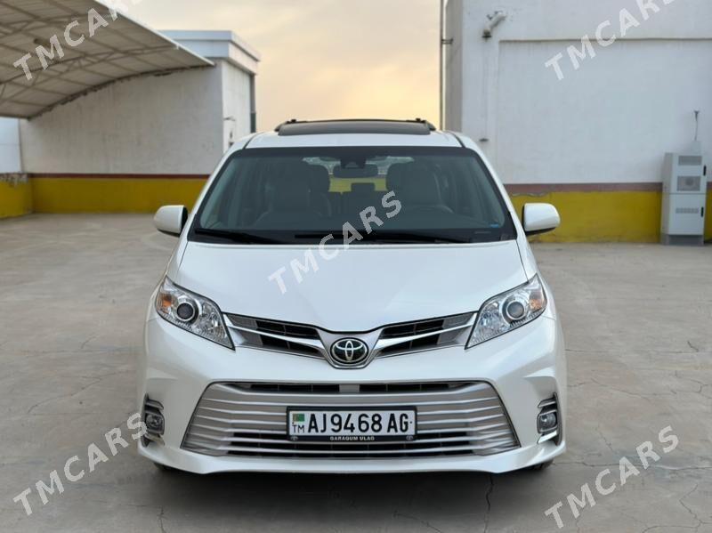 Toyota Sienna 2018 - 530 000 TMT - Ашхабад - img 5