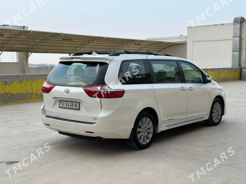 Toyota Sienna 2018 - 530 000 TMT - Ашхабад - img 2