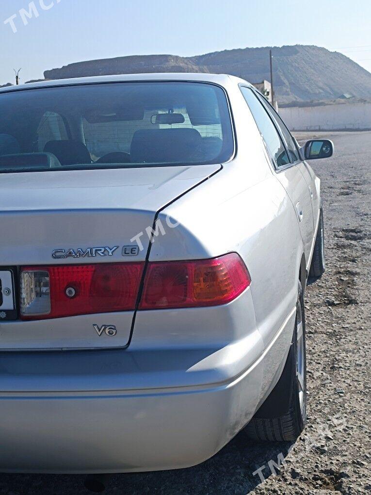 Toyota Camry 2000 - 130 000 TMT - Магданлы - img 3