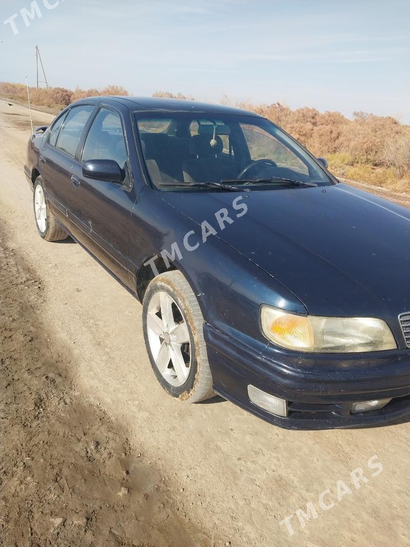 Nissan Cefiro 1994 - 50 000 TMT - етр. Туркменбаши - img 4