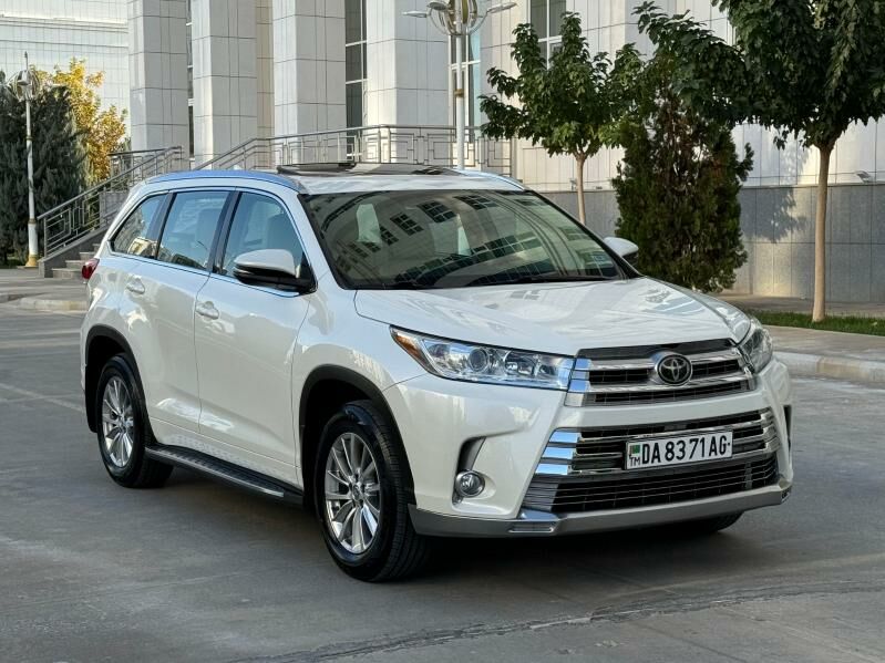 Toyota Highlander 2018 - 485 000 TMT - Ашхабад - img 2