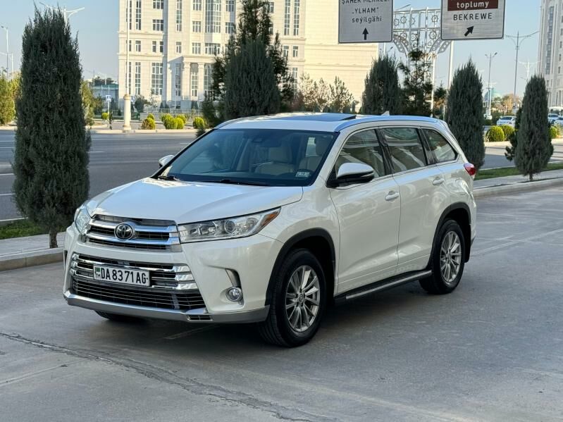 Toyota Highlander 2018 - 485 000 TMT - Ашхабад - img 3