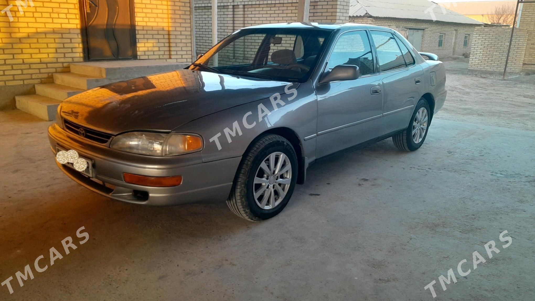 Toyota Camry 1996 - 70 000 TMT - Мары - img 4