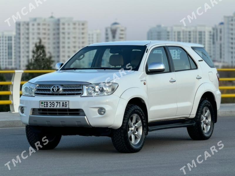 Toyota Fortuner 2011 - 225 000 TMT - Ашхабад - img 4