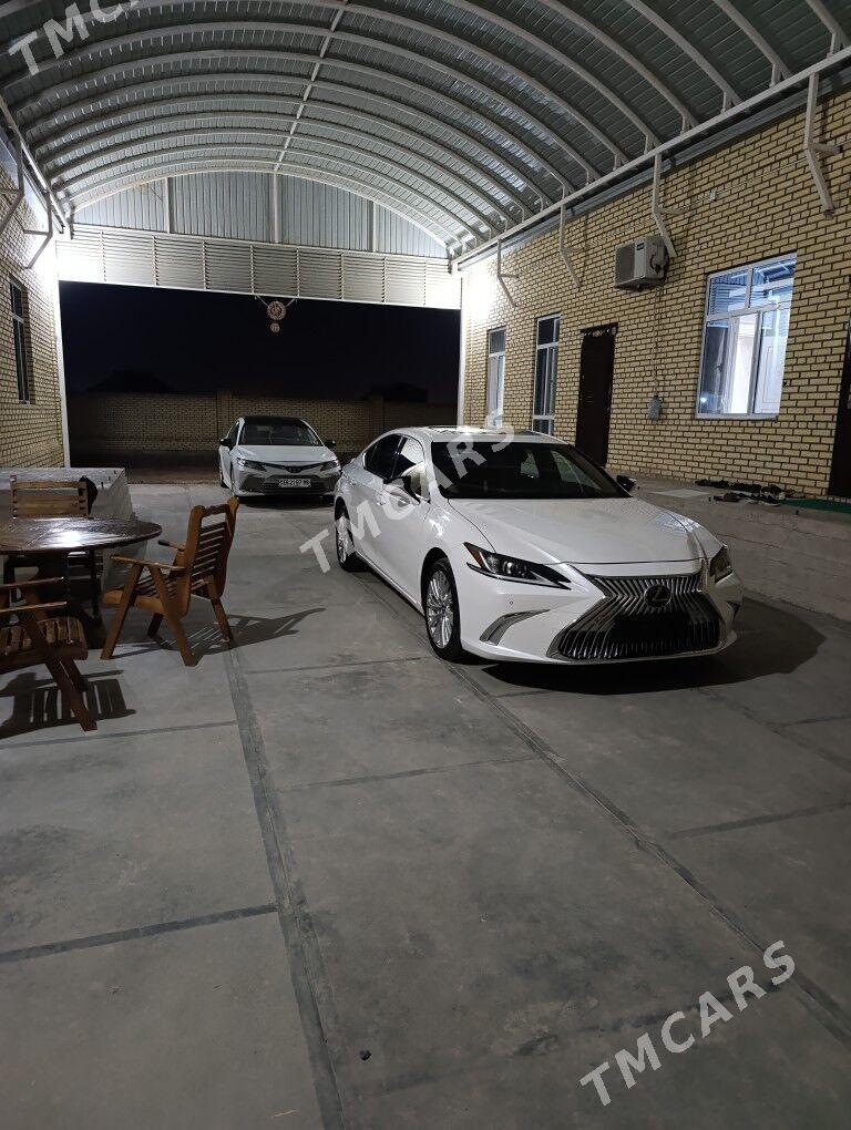 Lexus ES 350 2019 - 430 000 TMT - Мары - img 6