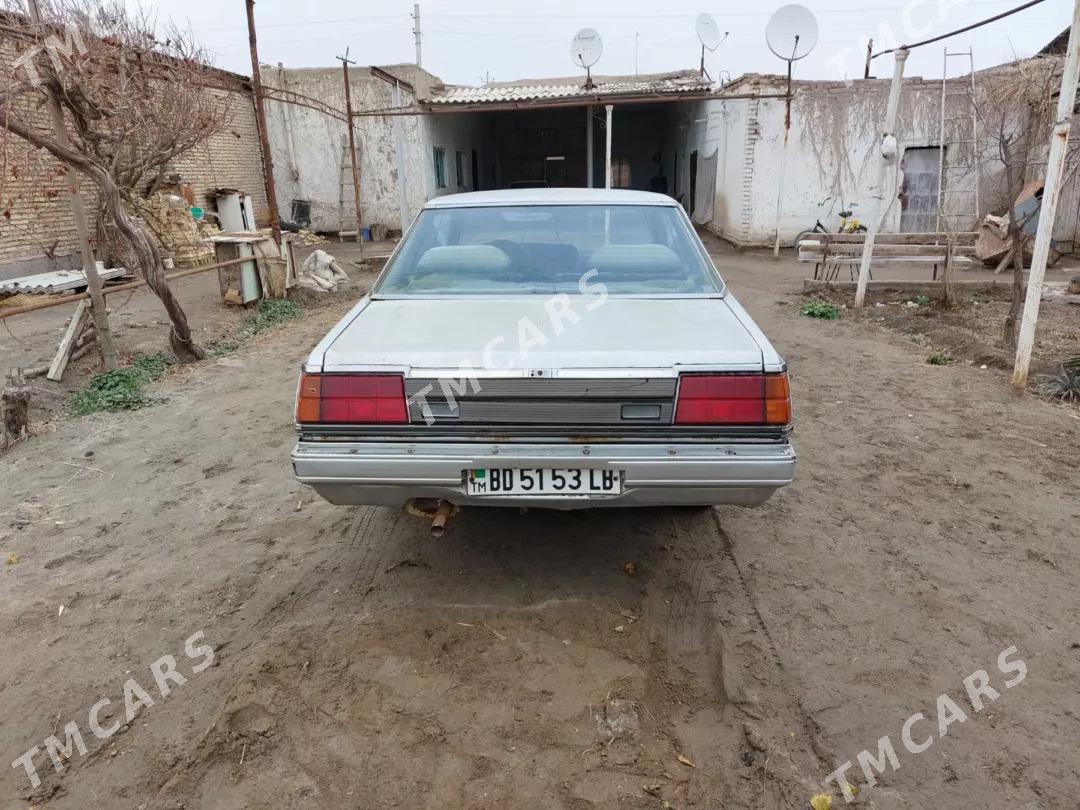 Nissan Maxima 1989 - 15 000 TMT - Туркменабат - img 4