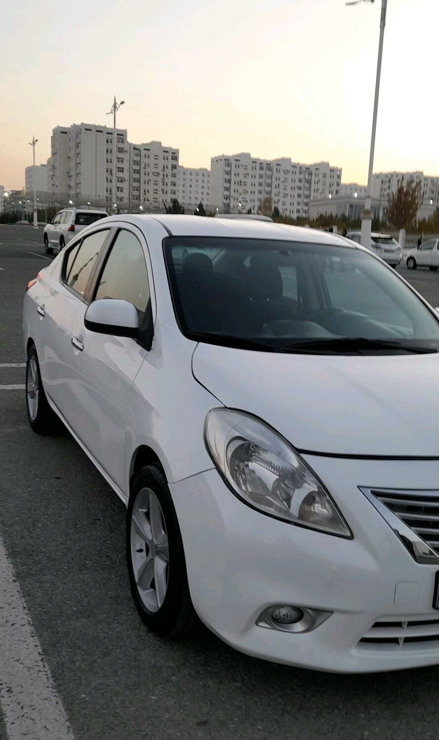 Nissan Versa 2012 - 97 000 TMT - Ашхабад - img 4