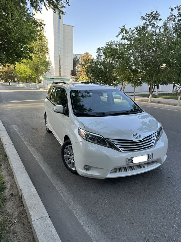 Toyota Sienna 2016 - 349 000 TMT - Aşgabat - img 2