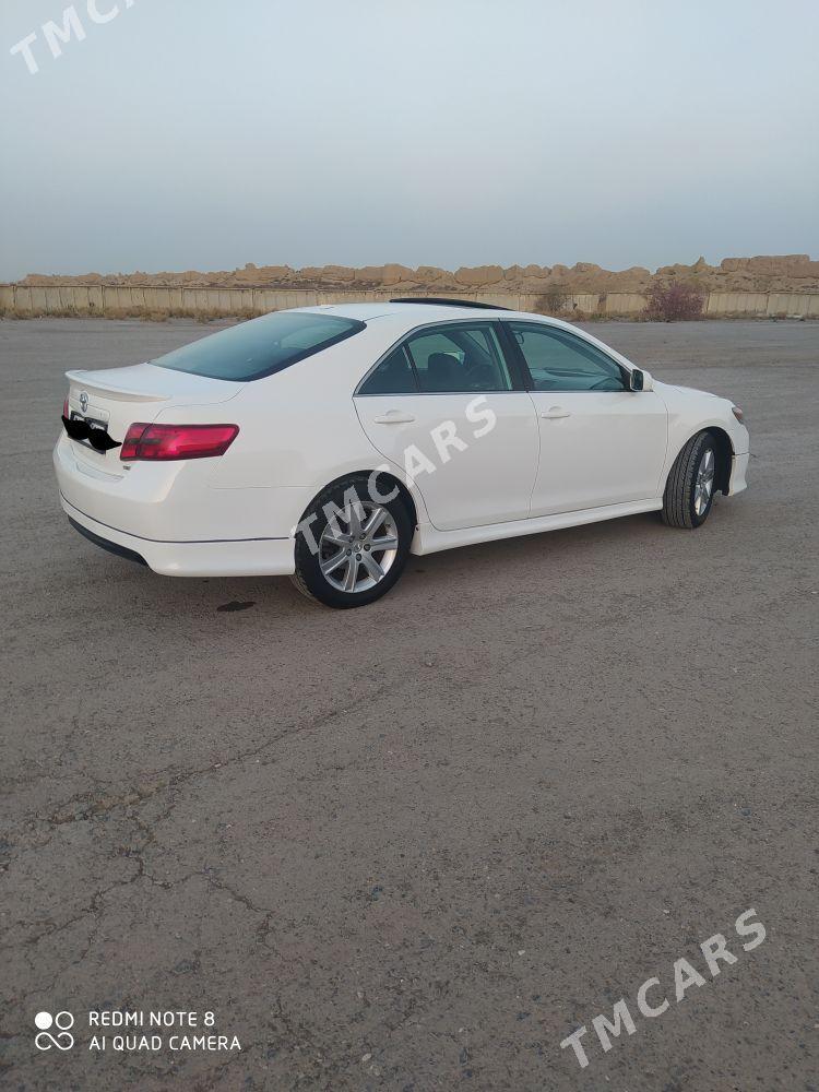 Toyota Camry 2010 - 180 000 TMT - Baýramaly - img 5