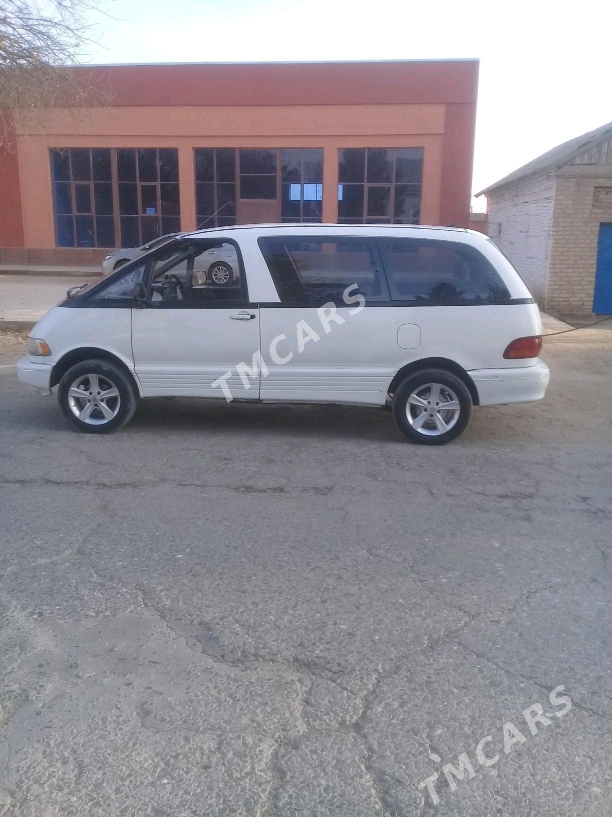 Toyota Previa 1992 - 36 000 TMT - Туркменгала - img 3