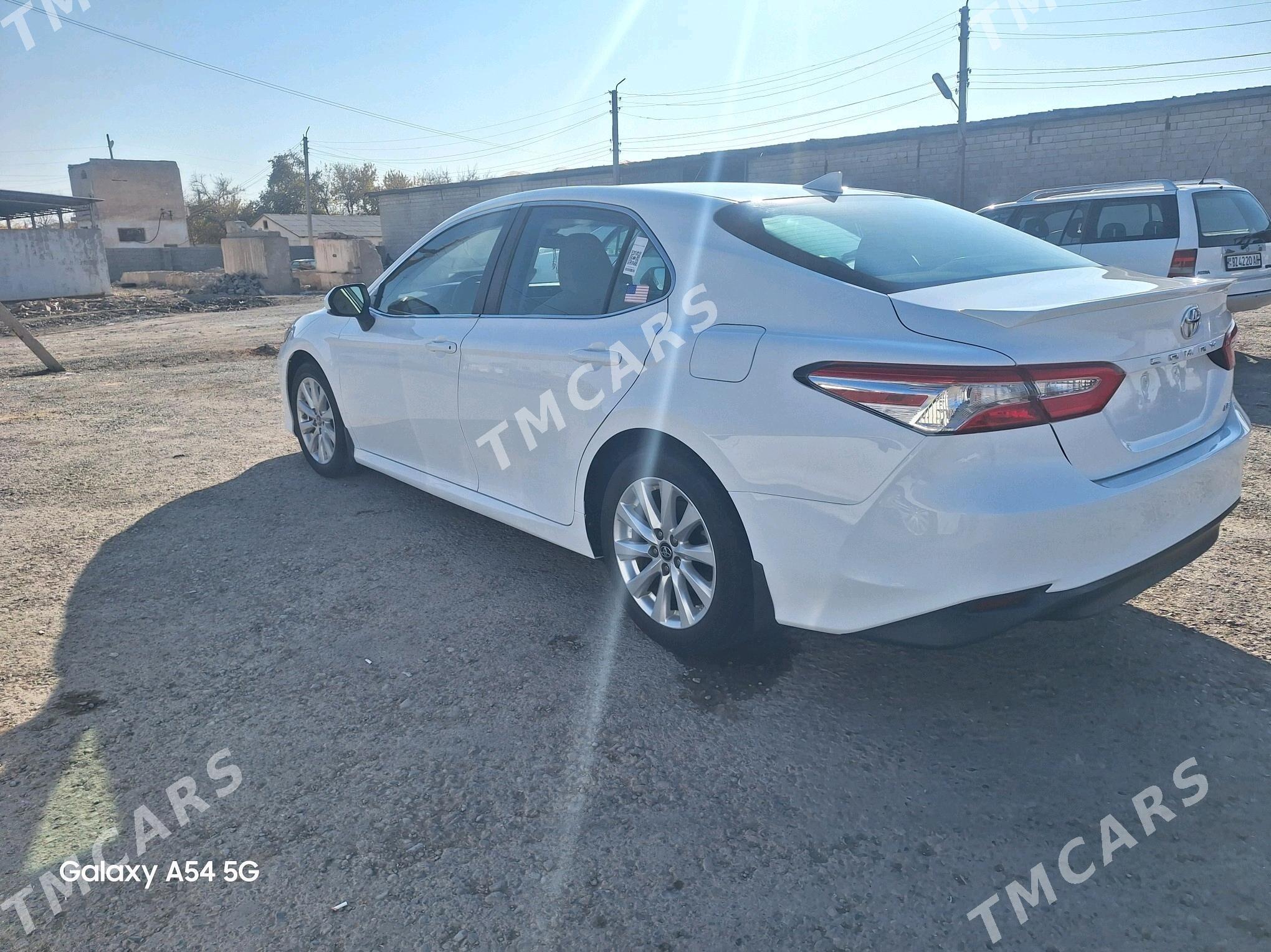 Toyota Camry 2019 - 300 000 TMT - Бабадайхан - img 8