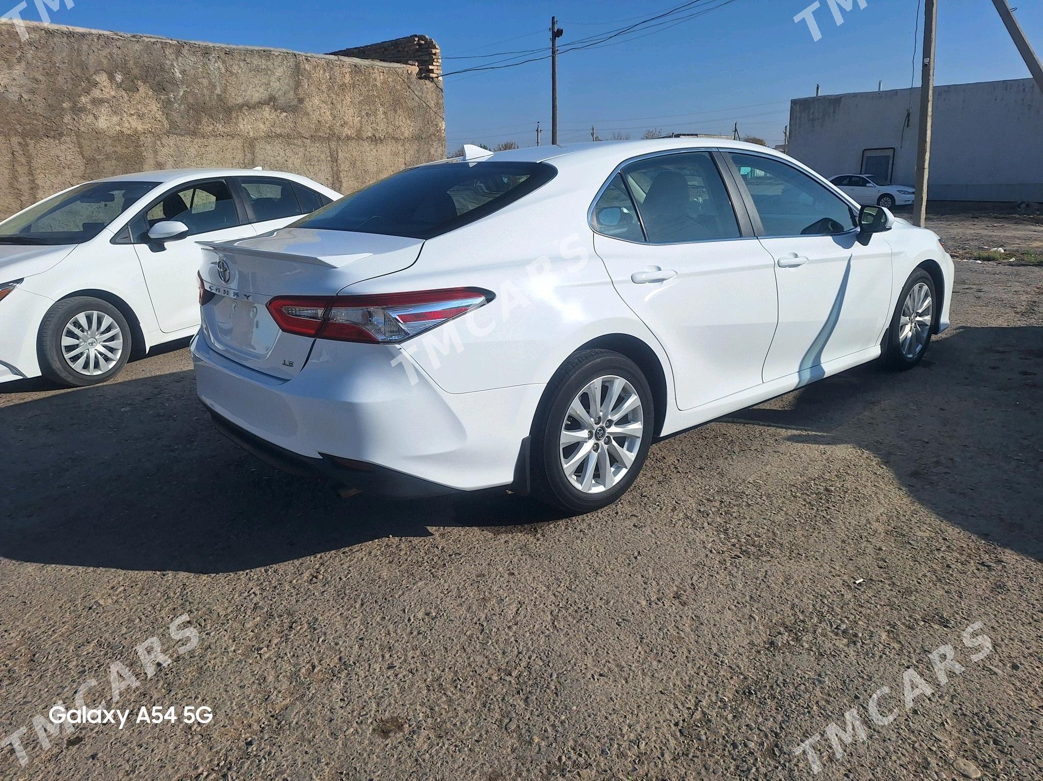 Toyota Camry 2019 - 300 000 TMT - Бабадайхан - img 10