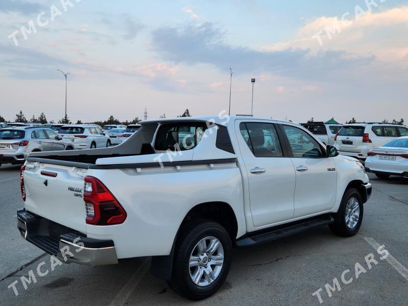 Toyota Hilux 2021 - 594 750 TMT - Aşgabat - img 4