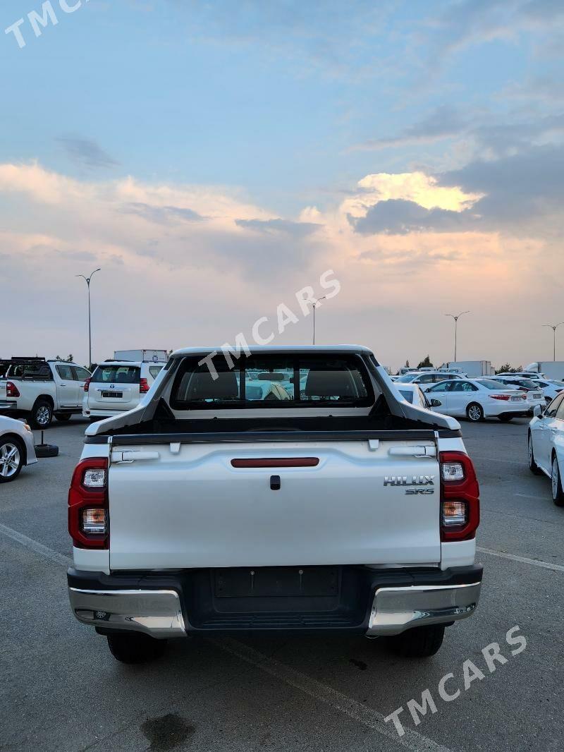 Toyota Hilux 2021 - 594 750 TMT - Aşgabat - img 5