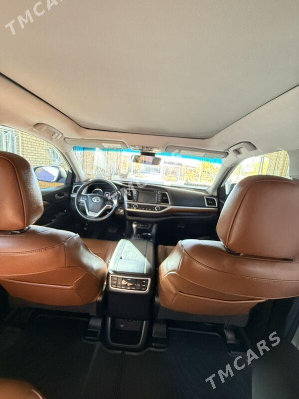 Toyota Highlander 2019 - 465 000 TMT - Aşgabat - img 5