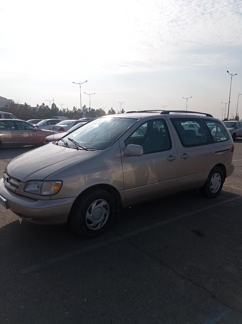 Toyota Sienna 2000 - 160 000 TMT - Дянев - img 2