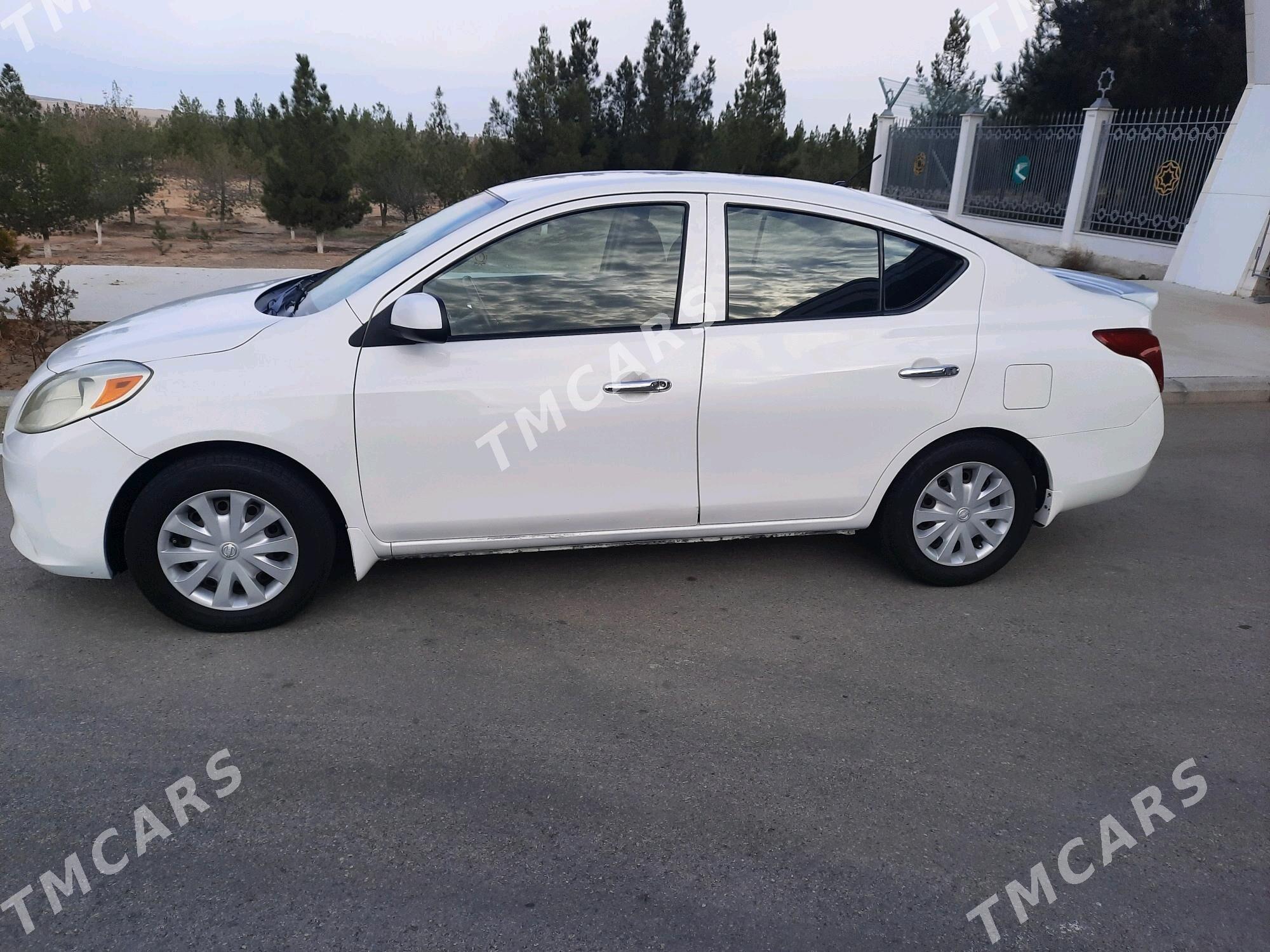 Nissan Versa 2013 - 100 000 TMT - Туркменбаши - img 7