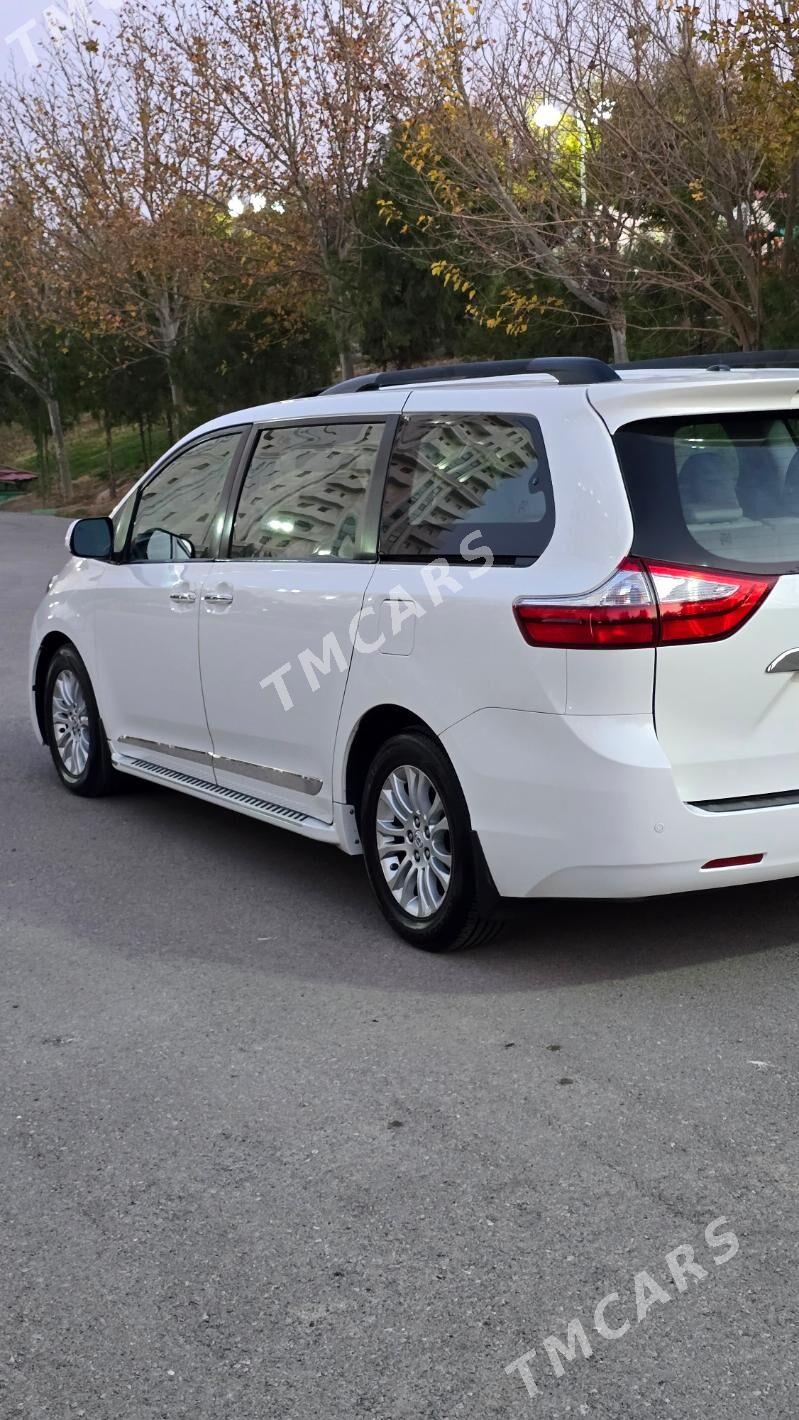 Toyota Sienna 2016 - 320 000 TMT - Бедев - img 4