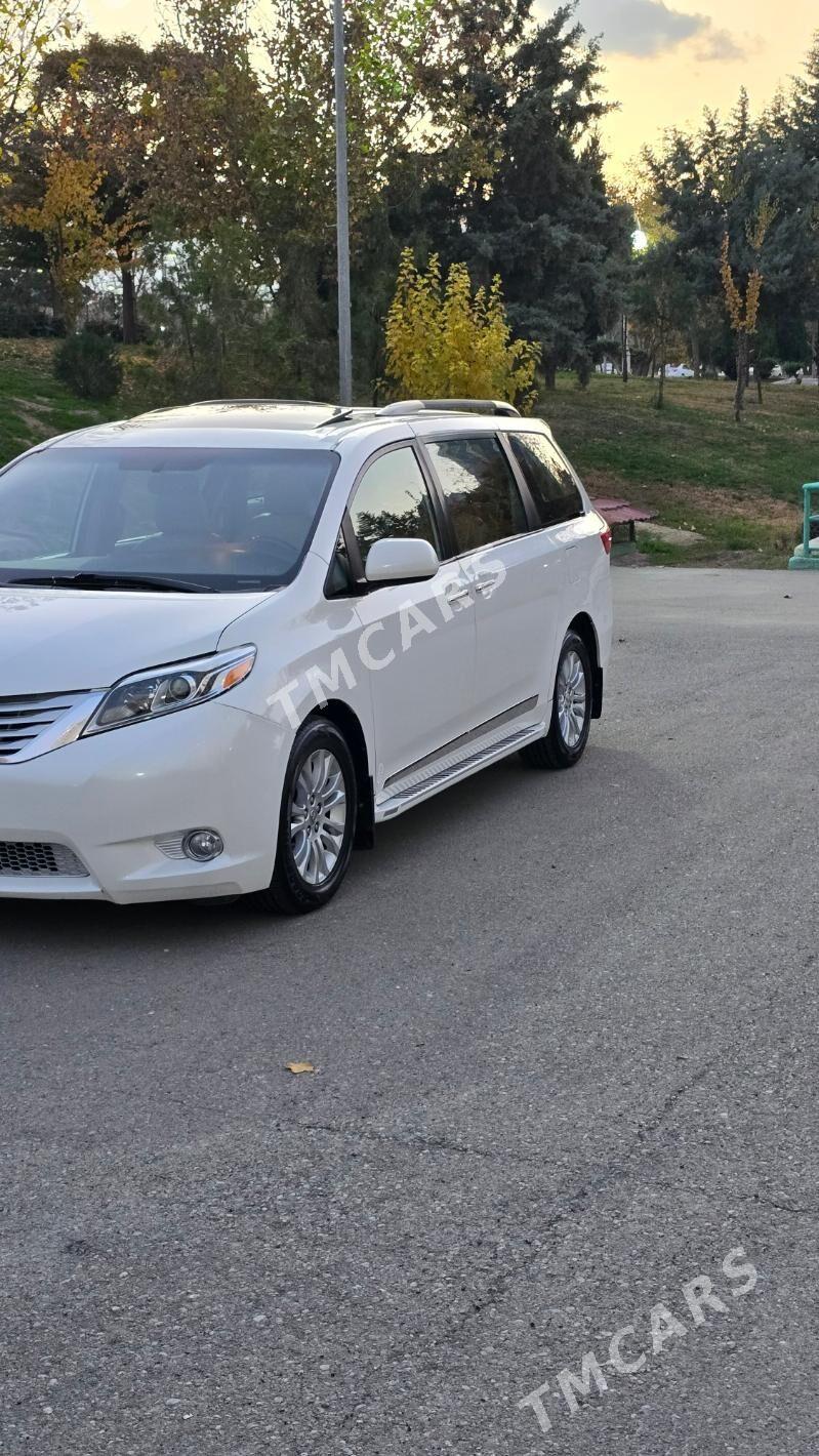 Toyota Sienna 2016 - 320 000 TMT - Бедев - img 8