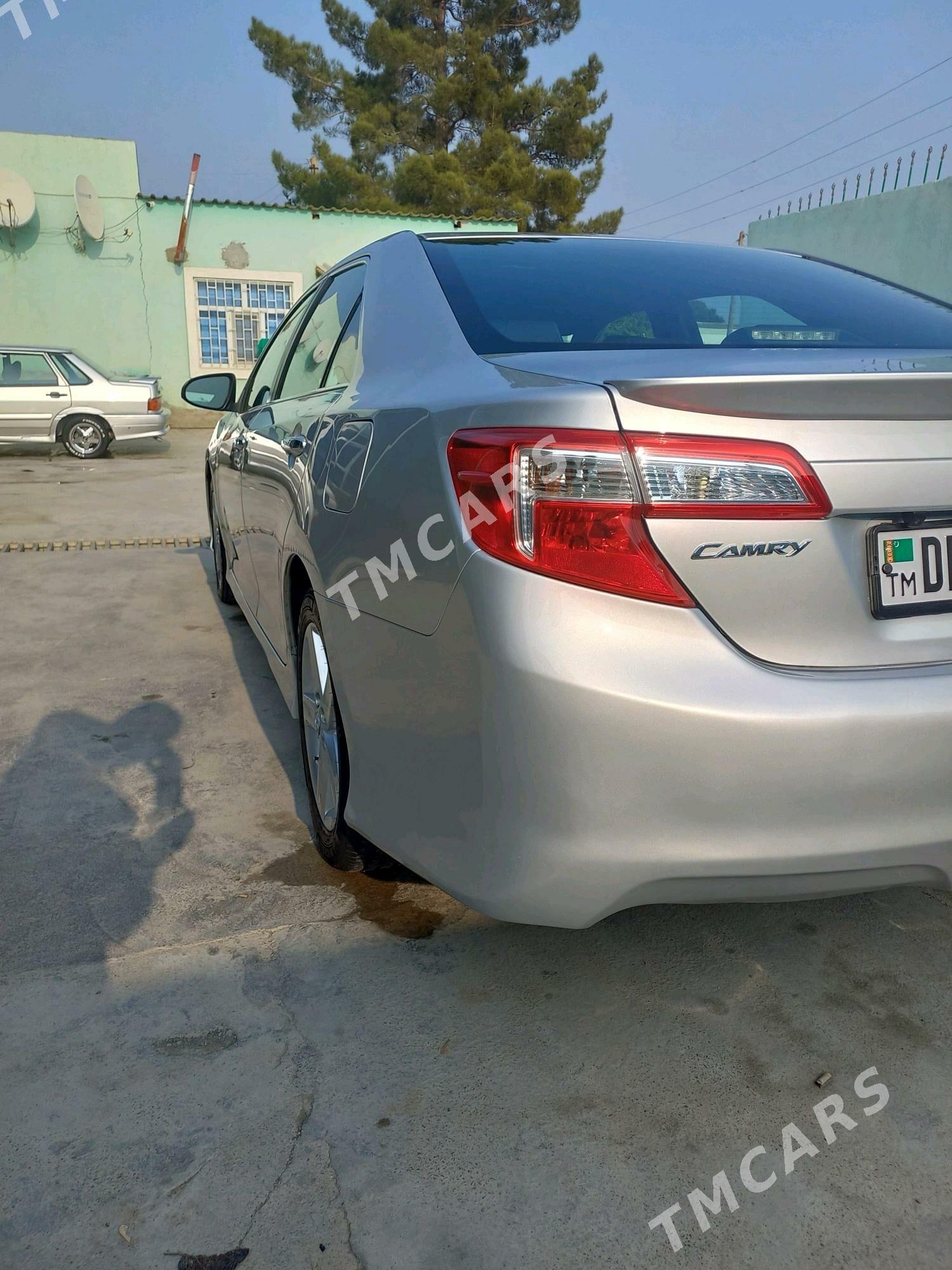 Toyota Camry 2012 - 196 000 TMT - Гёкдепе - img 2