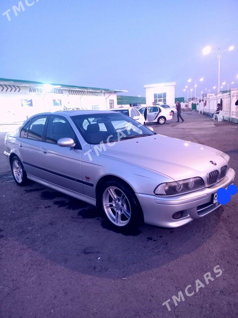 BMW E39 2000 - 110 000 TMT - Гарадамак Шор - img 2