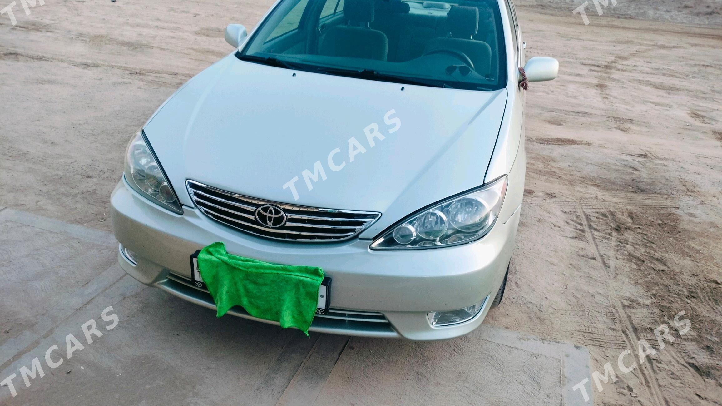 Toyota Camry 2004 - 150 000 TMT - Гурбансолтан Едже - img 4