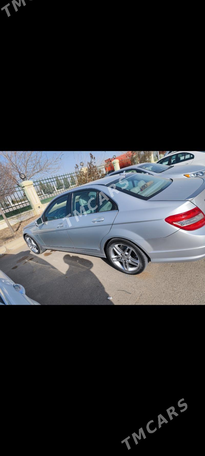 Mercedes-Benz C300 2010 - 210 000 TMT - Гарадамак Шор - img 2