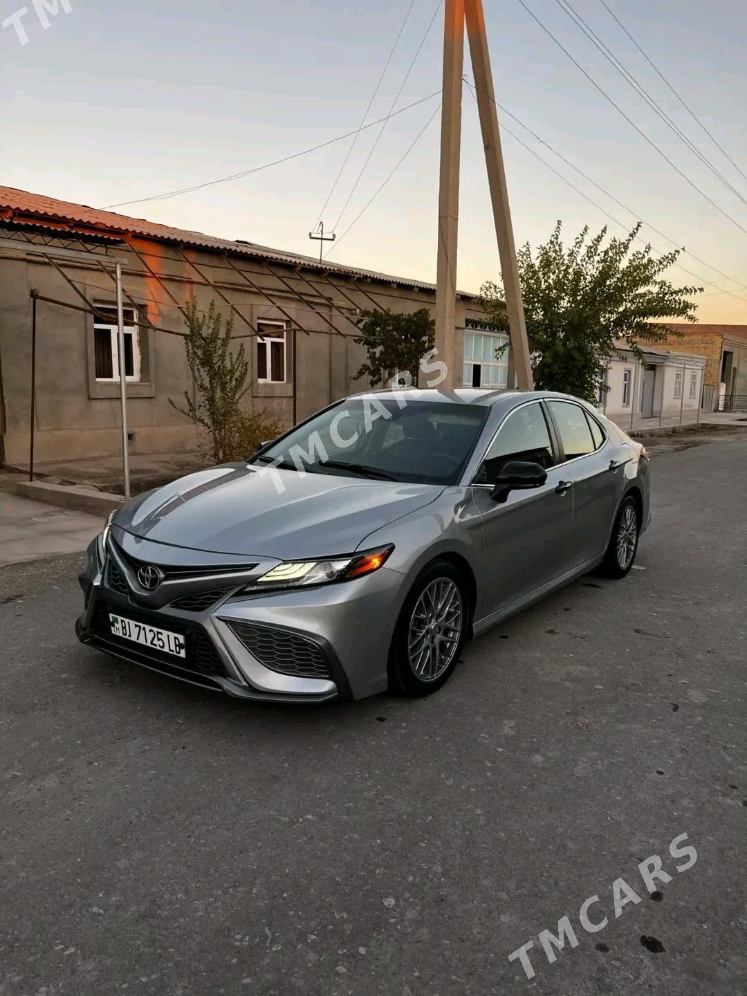 Toyota Camry 2018 - 260 000 TMT - Türkmenabat - img 2