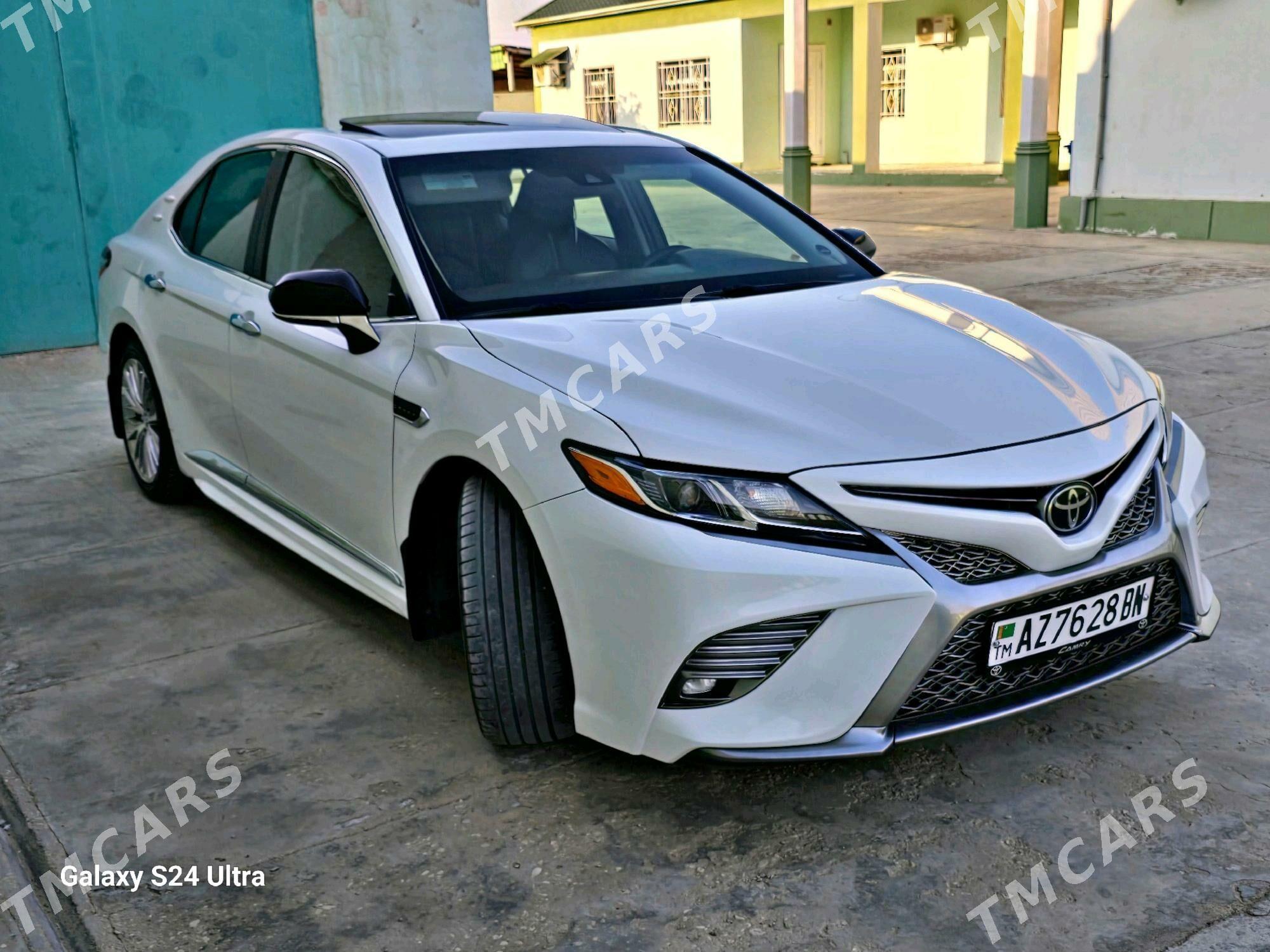 Toyota Camry 2018 - 320 000 TMT - Балканабат - img 2