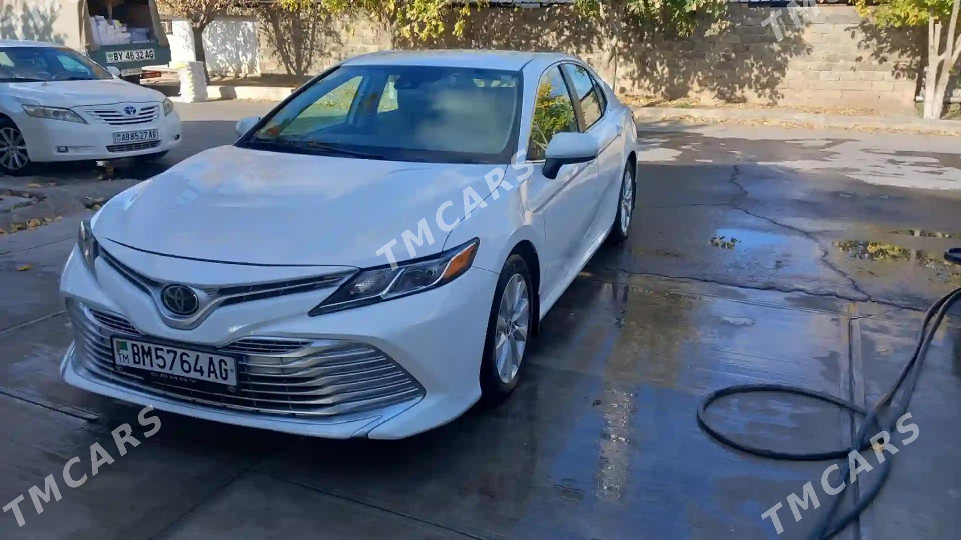 Toyota Camry 2021 - 320 000 TMT - Aşgabat - img 3