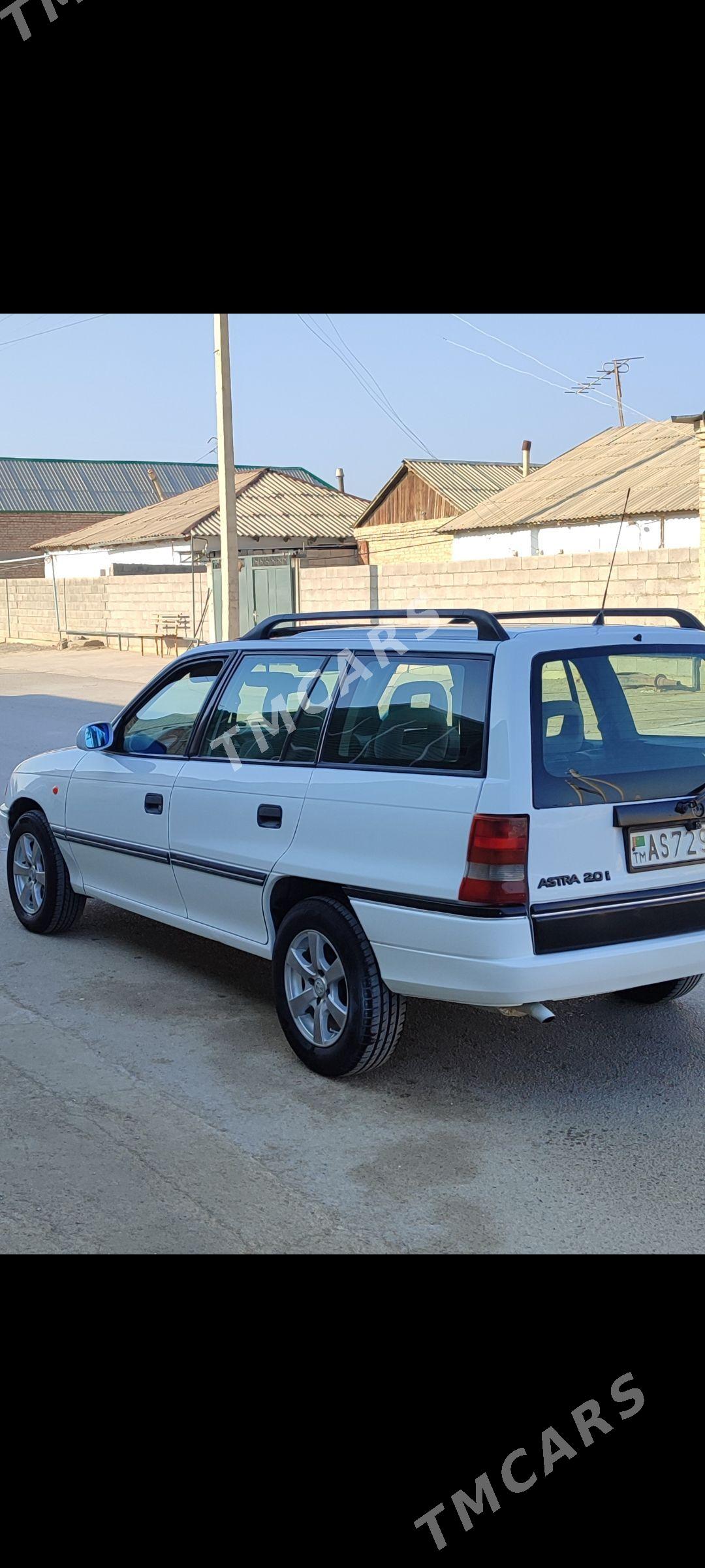 Opel Astra 1994 - 49 000 TMT - Бахарден - img 7