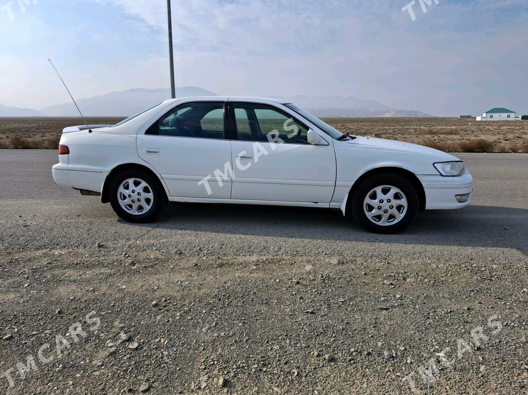 Toyota Camry 1998 - 103 000 TMT - Бахарден - img 7