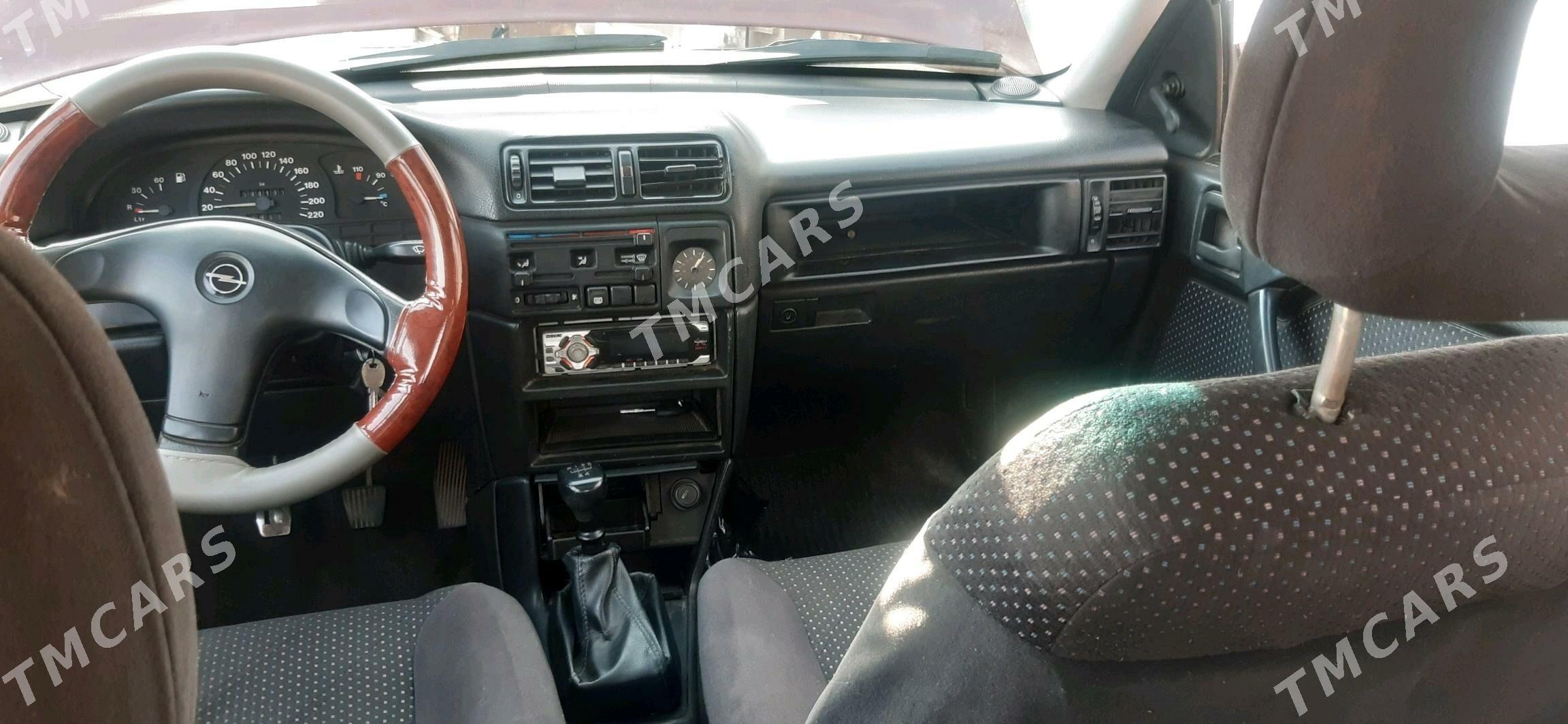 Opel Vectra 1993 - 32 000 TMT - Daşoguz - img 3