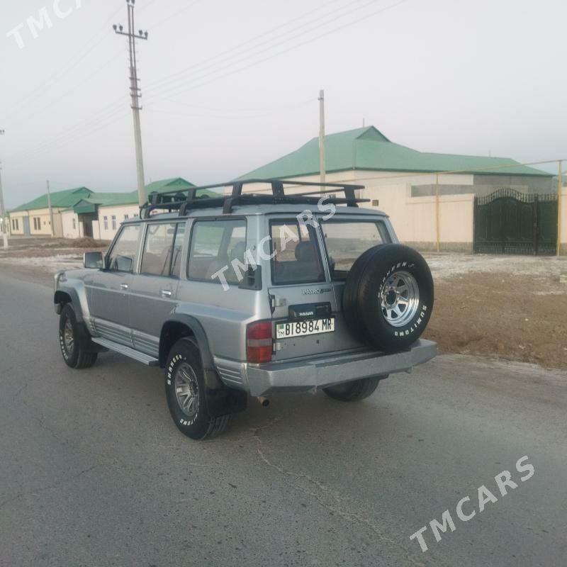 Nissan Patrol 1995 - 110 000 TMT - Байрамали - img 7