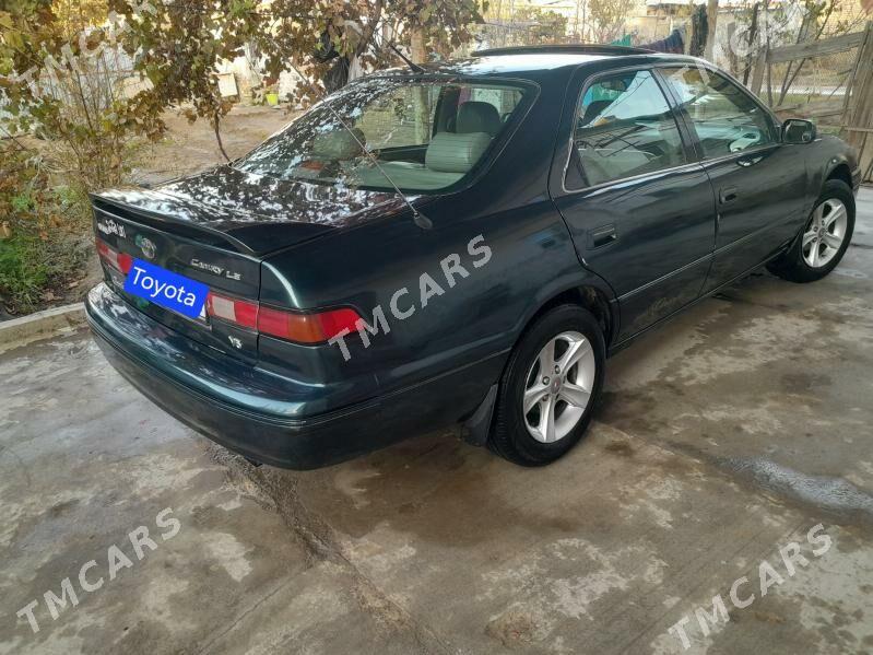 Toyota Camry 1997 - 94 000 TMT - Байрамали - img 2