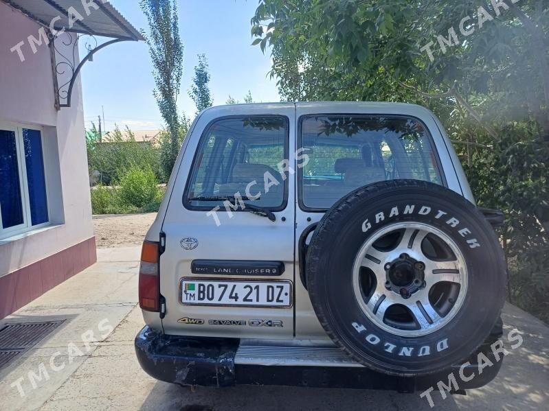 Toyota Land Cruiser 1997 - 120 000 TMT - Шабатский этрап - img 4