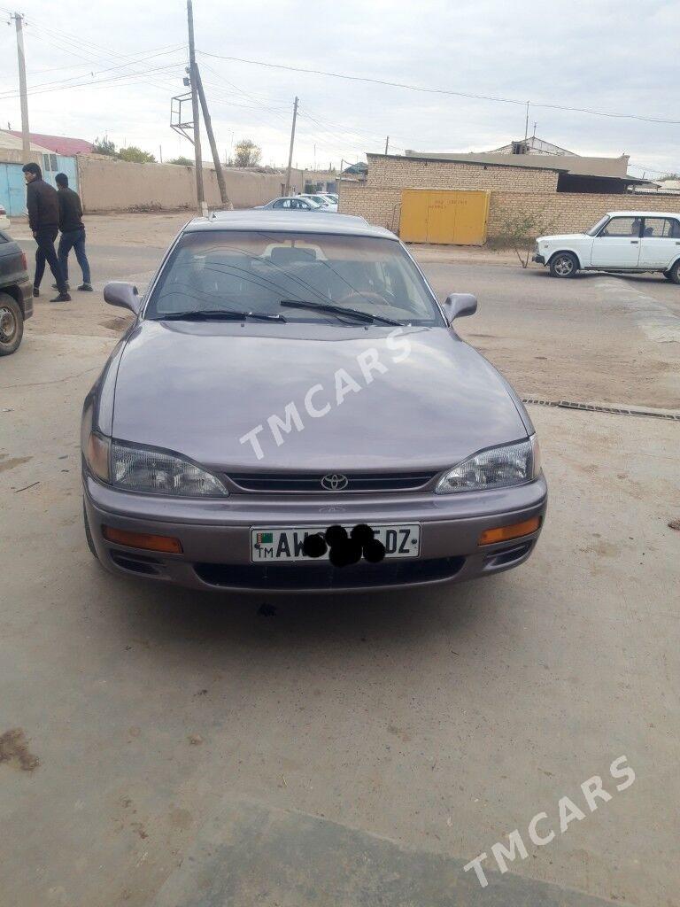 Toyota Camry 1995 - 90 000 TMT - Кёнеургенч - img 2