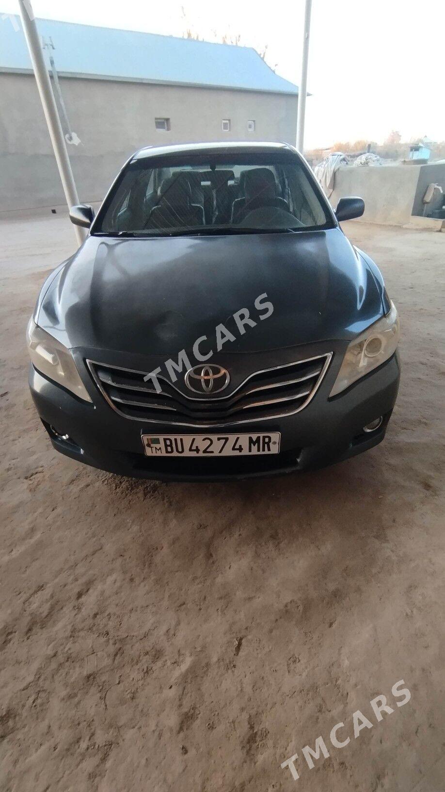 Toyota Camry 2010 - 160 000 TMT - Ёлётен - img 2