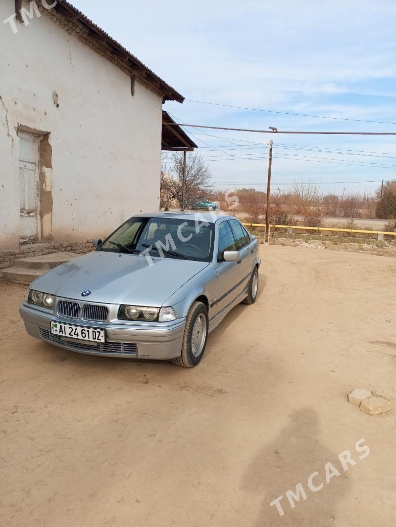 BMW 320 1994 - 45 000 TMT - Шабатский этрап - img 3