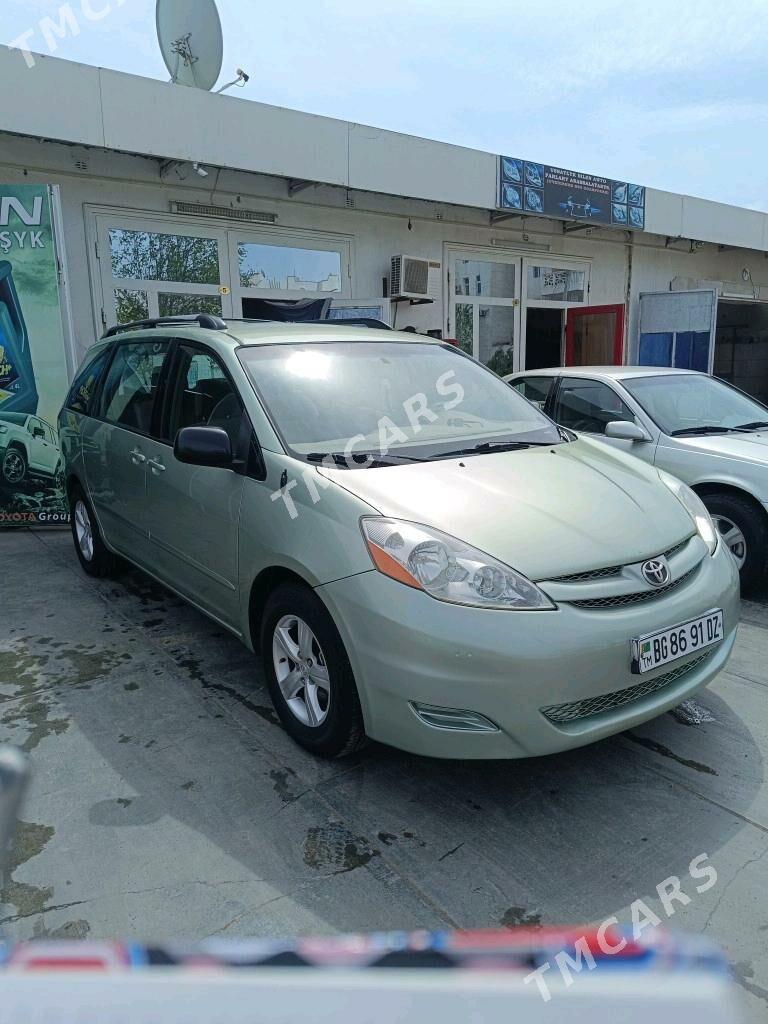 Toyota Sienna 2009 - 220 000 TMT - Daşoguz - img 3