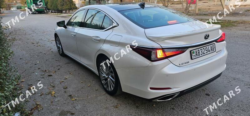 Lexus ES 350 2019 - 600 000 TMT - Bedew - img 5