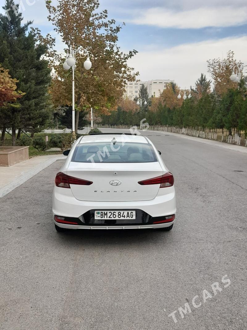 Hyundai Elantra 2019 - 225 000 TMT - Parahat 8 - img 5