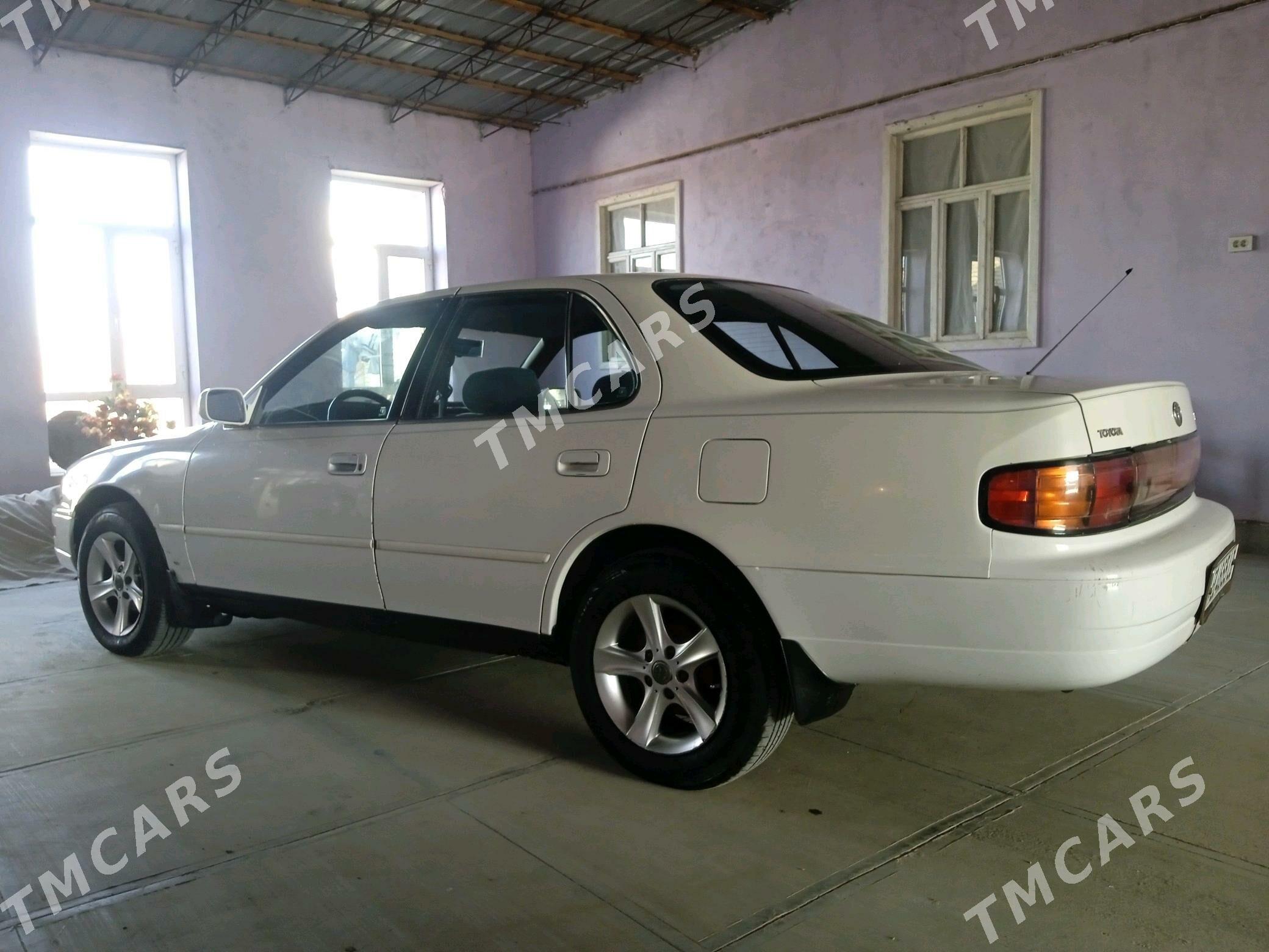 Toyota Camry 1993 - 85 000 TMT - Сакар - img 10