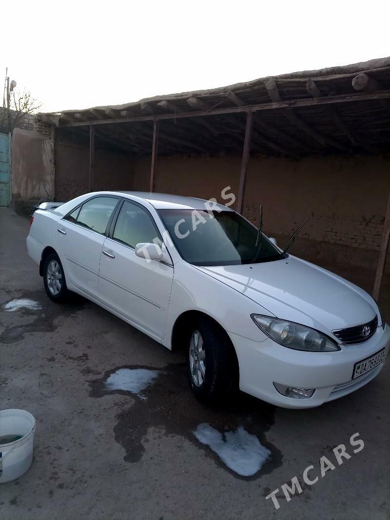 Toyota Camry 2004 - 128 000 TMT - Köneürgenç - img 2