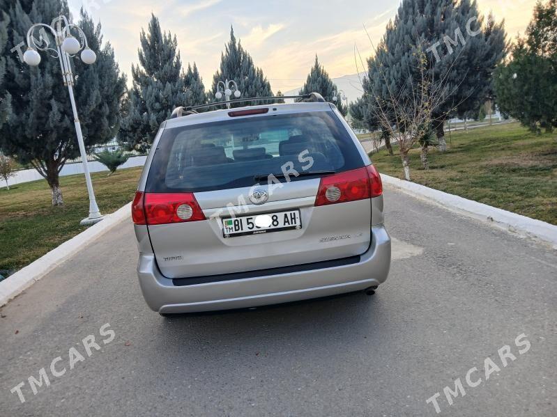 Toyota Sienna 2006 - 218 000 TMT - Ашхабад - img 6